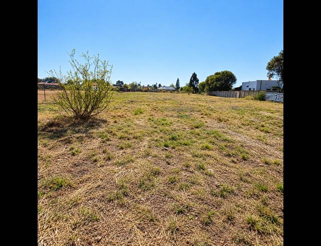 2,649M² VACANT LAND FOR SALE IN HENLEY ON KLIP